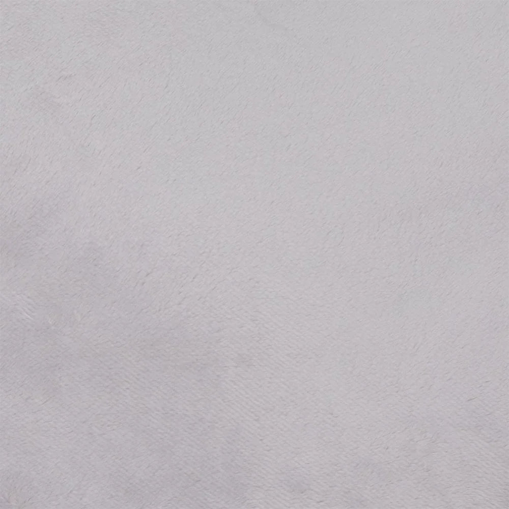 Solid light gray color swatch